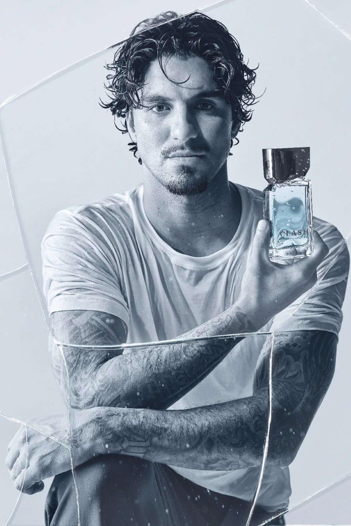 Combo Clash: Clash EDT 100ml + Pre and Pos Shave Gel Cream 150g + Necessarie